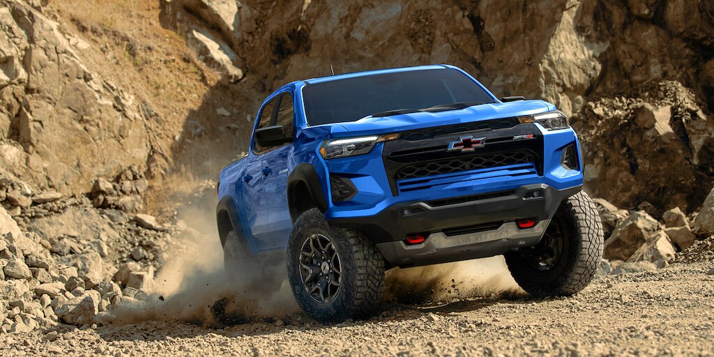 Chevrolet Colorado ZR2 2025 4x4 con modo de manejo Flexride con selección: normal, remolque, todo terreno, terreno y Baja